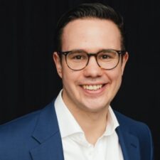 Dominik Kanbach, Lehrstuhlinhaber des Lehrstuhls für Strategisches Unternehmertum