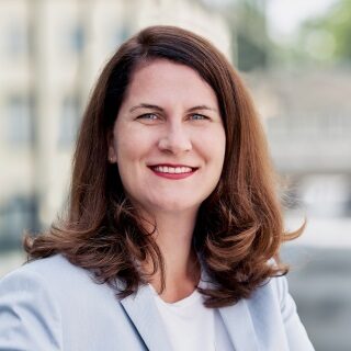 Claudia Lehmann, Lehrstuhlinhaberin des Lehrstuhls für Digitale Innovation in Dienstleistungsbranchen