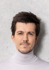 Portrait of Björn Kolbmüller, HHL alumni and Multipreneur, Founder of Jacasa