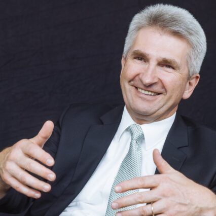 Podiumsdiskussion mit Prof. Dr. Andreas Pinkwart in Köln.