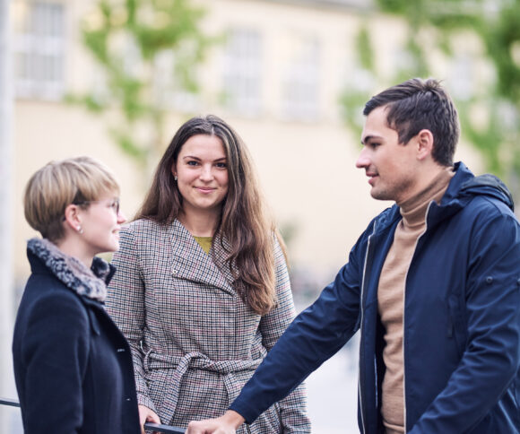 Master students at HHL campus.