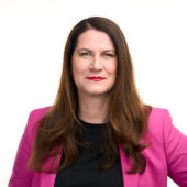 Claudia Lehmann, Lehrstuhlinhaberin des Lehrstuhls für Digitale Innovation in Dienstleistungsbranchen