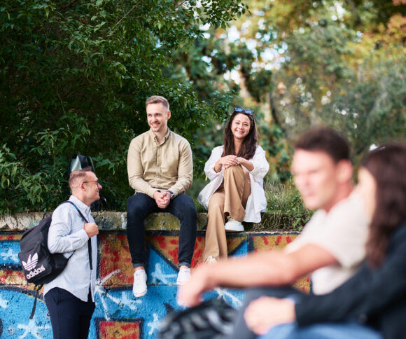 Master-Studentengruppe auf dem HHL Campus