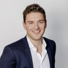 Portrait of Alexander Kout, HHL Alumnus, Vice President, Stern Stewart & Co.