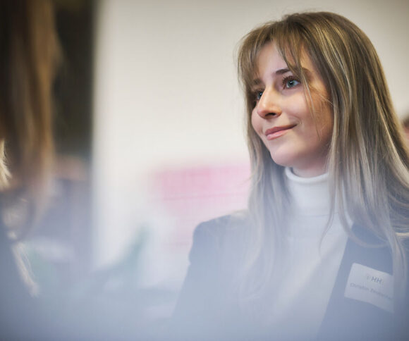 Teilnehmerin während des HHL Career Days.