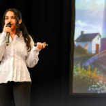Nahaufnahme von Shivangi Pachauri aus dem Full-time Master in Entrepreneurship beim Pitchen